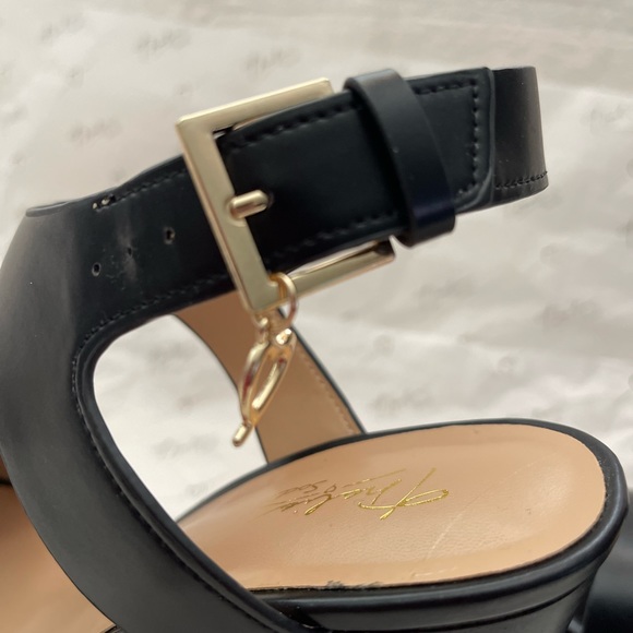 Women’s wedge shoes - Picture 4 of 7